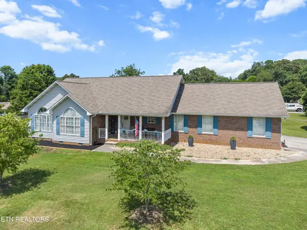 940 Meadow Oaks Drive, Maryville, TN 37803
