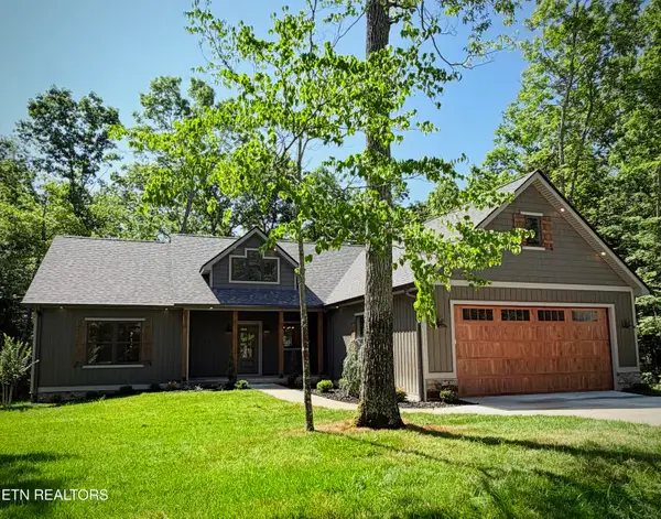 692 St George Drive, Crossville, TN 38558