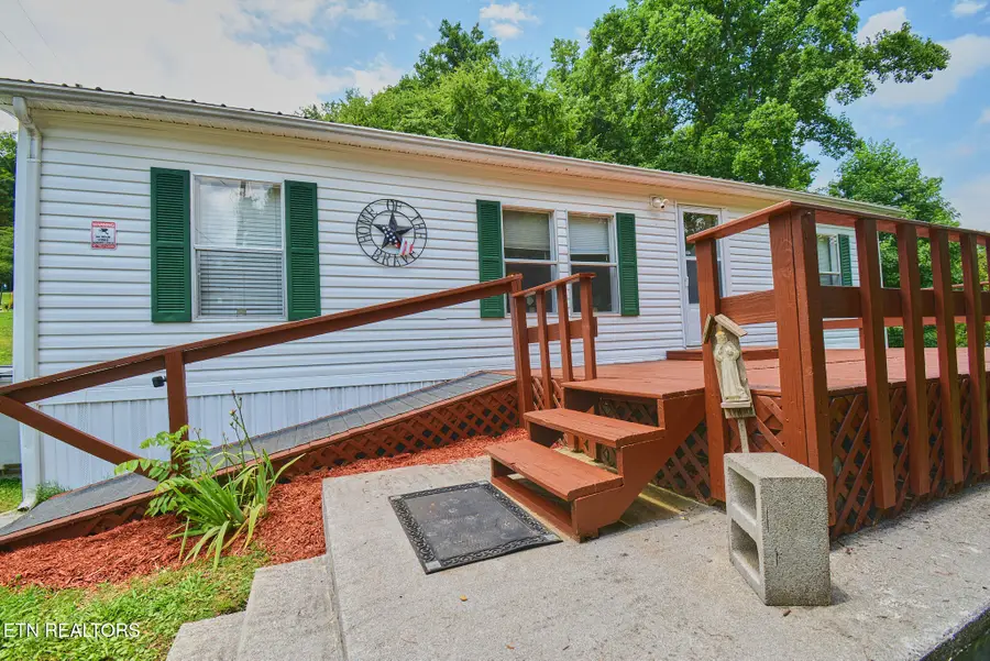 124 Davis Rd, Townsend, TN 37882 - #2