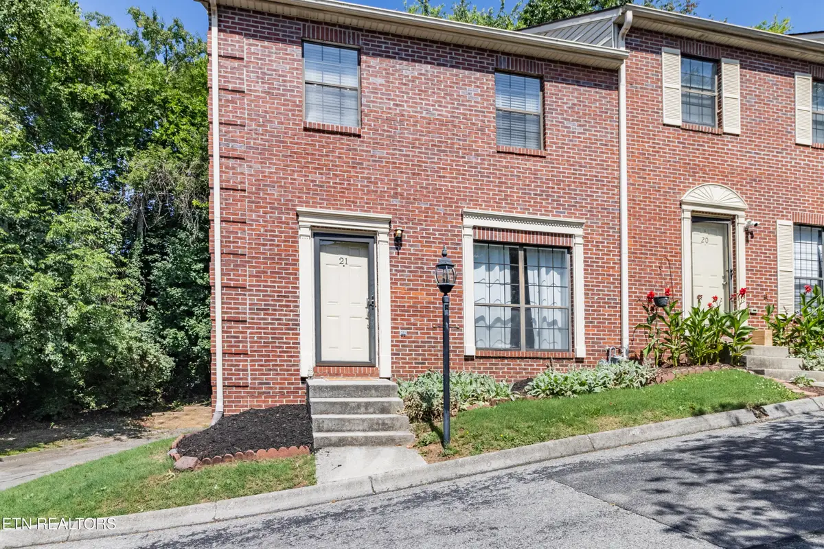 437 S Gallaher View Rd, Knoxville, TN 37919 - #1