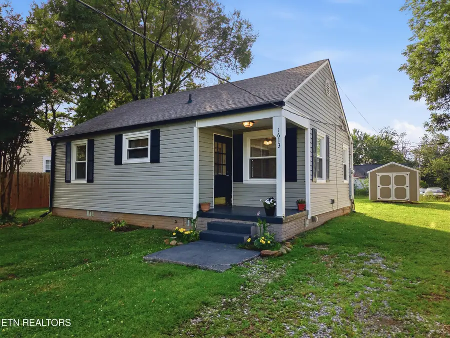 1613 Madison Ave, Maryville, TN 37804 - #3