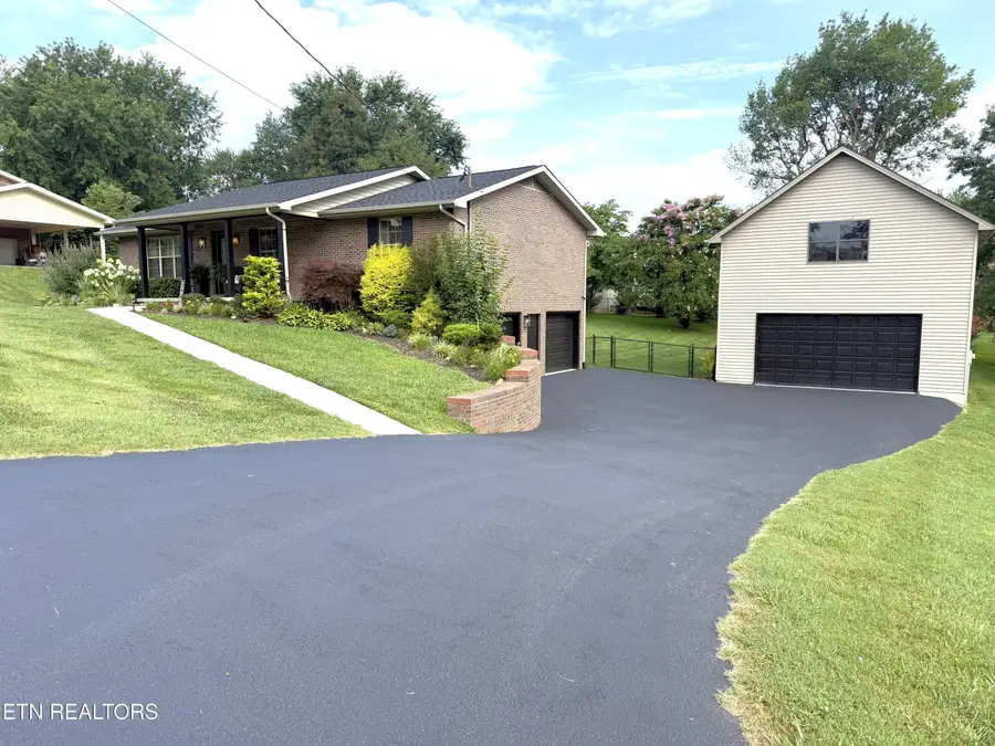 536 Catalpa St, Seymour, TN 37865 - #2