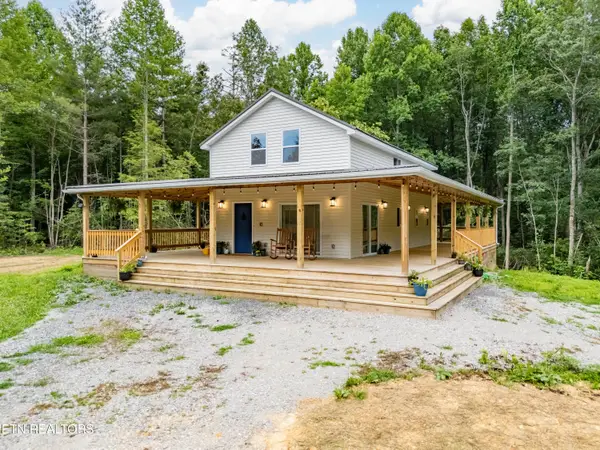 131 Bart Woolum Rd, Lancing, TN 37770