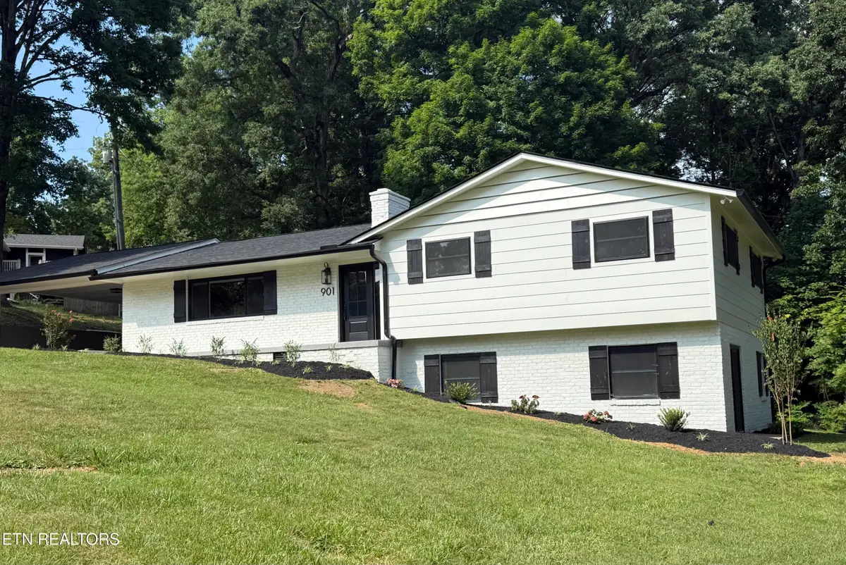 901 Midsouth Rd, Knoxville, TN 37919 - #1