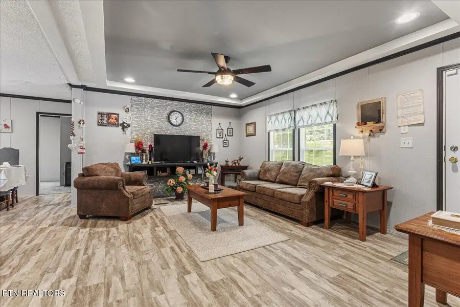 107 Alabama Ave, Etowah, TN 37331 - #3