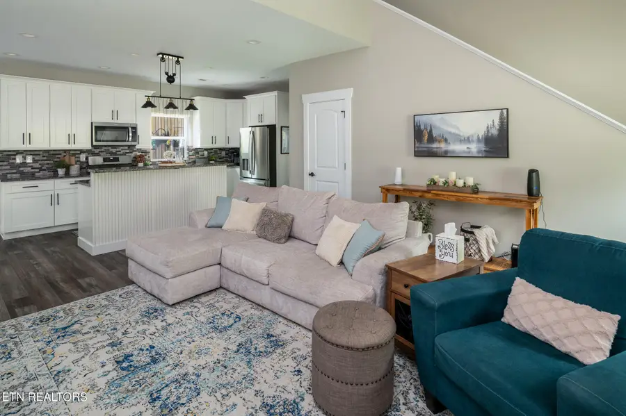 406 Robinson Tr, Loudon, TN 37774 - #2