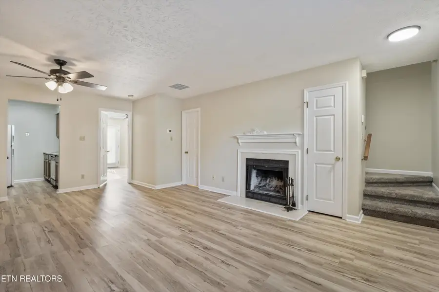 6904 Kings Crossing Way, Knoxville, TN 37918 - #2