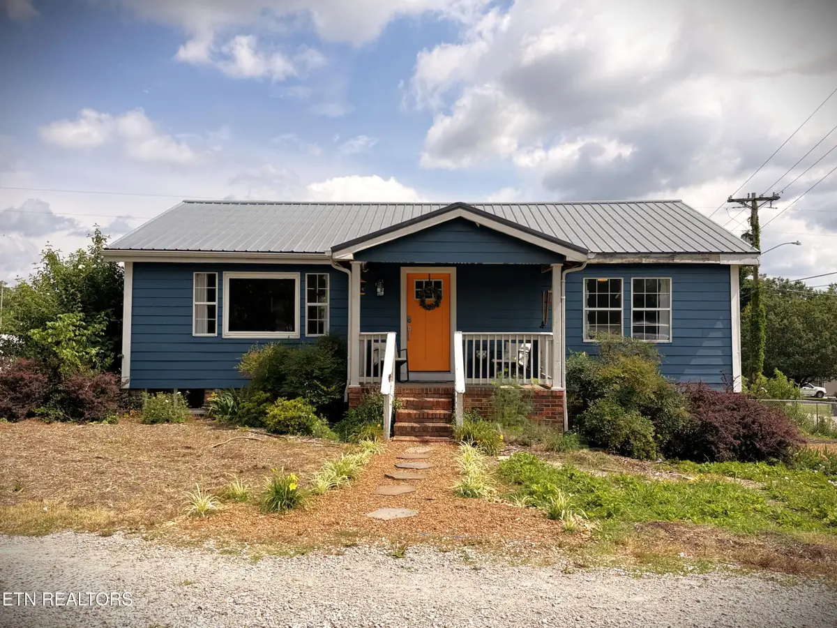 298 E Jere Whitson Rd, Cookeville, TN 38501 - #1