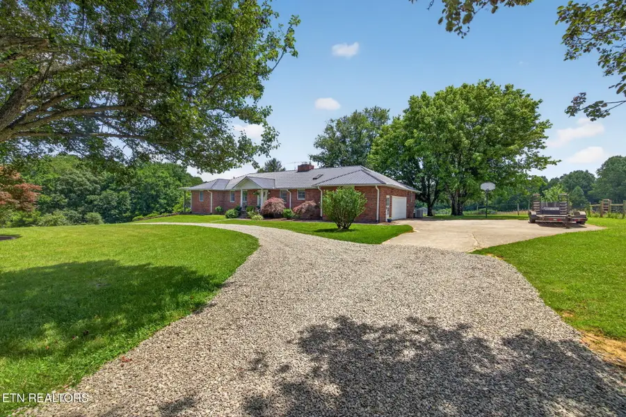 4160 Standing Rock Rd, Jamestown, TN 38556 - #2