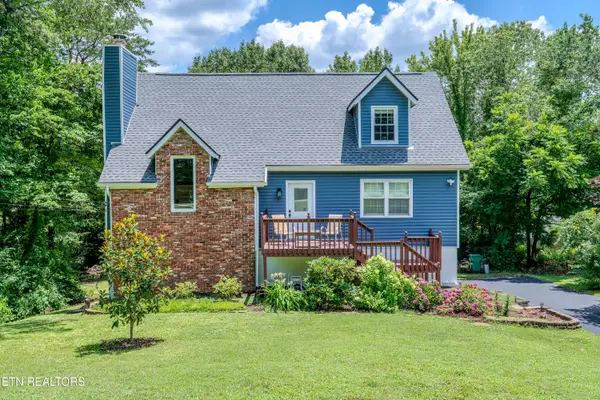 10112 Lonesome Pine Drive, Knoxville, TN 37932