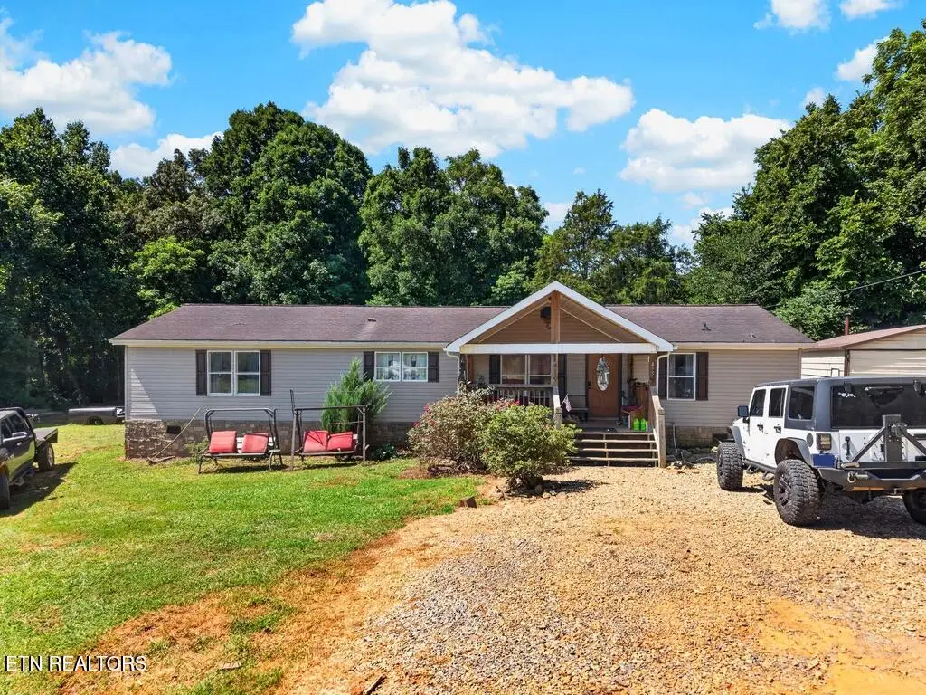455 Mcgaha Chapel Rd, Cosby, TN 37722 - #1