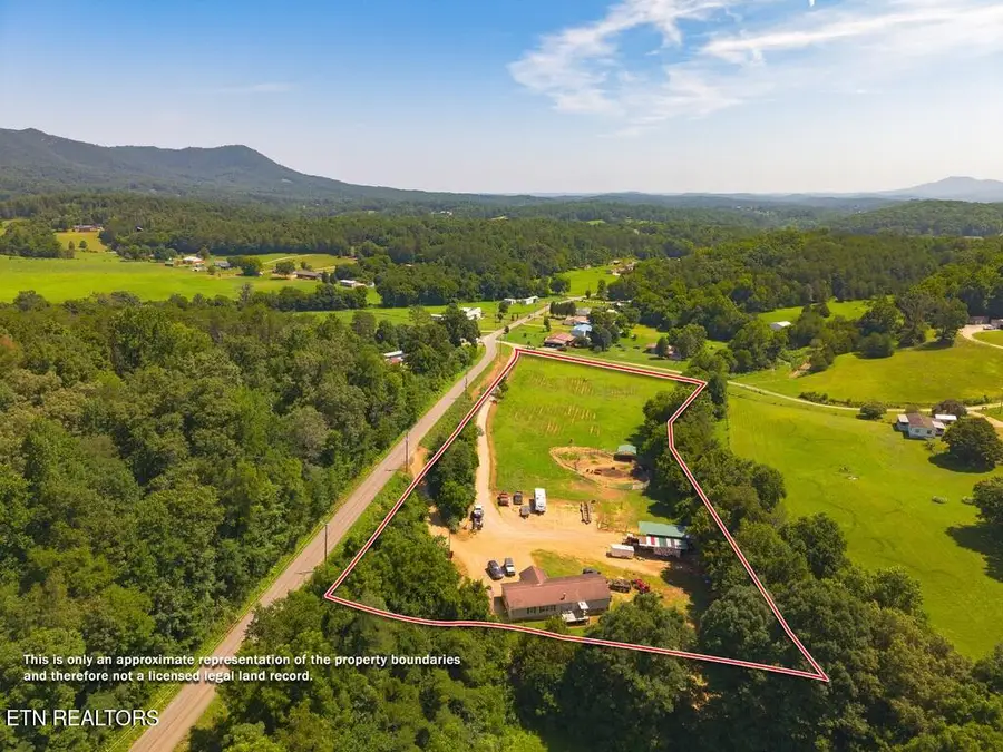 455 Mcgaha Chapel Rd, Cosby, TN 37722 - #3