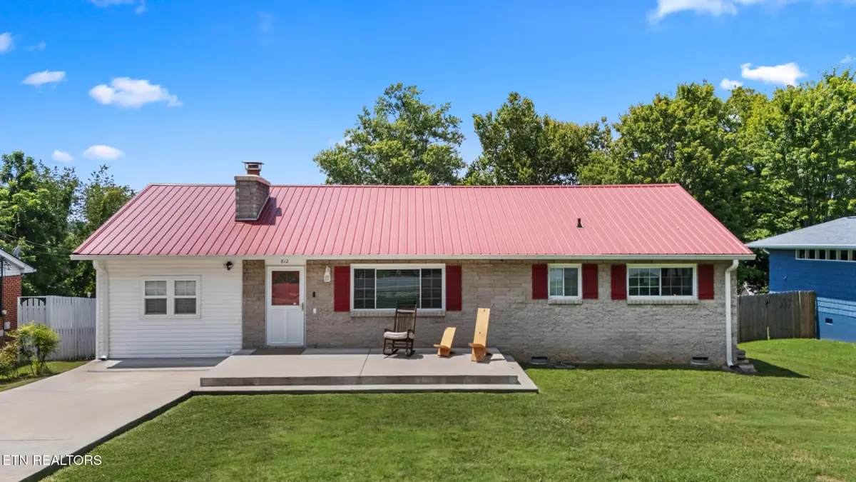 812 Brown Ave, Kingston, TN 37763 - #1