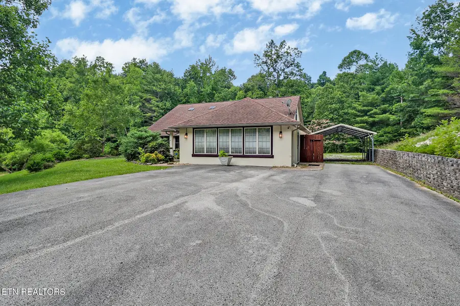 395 Ashley Lane, Oneida, TN 37841 - #2