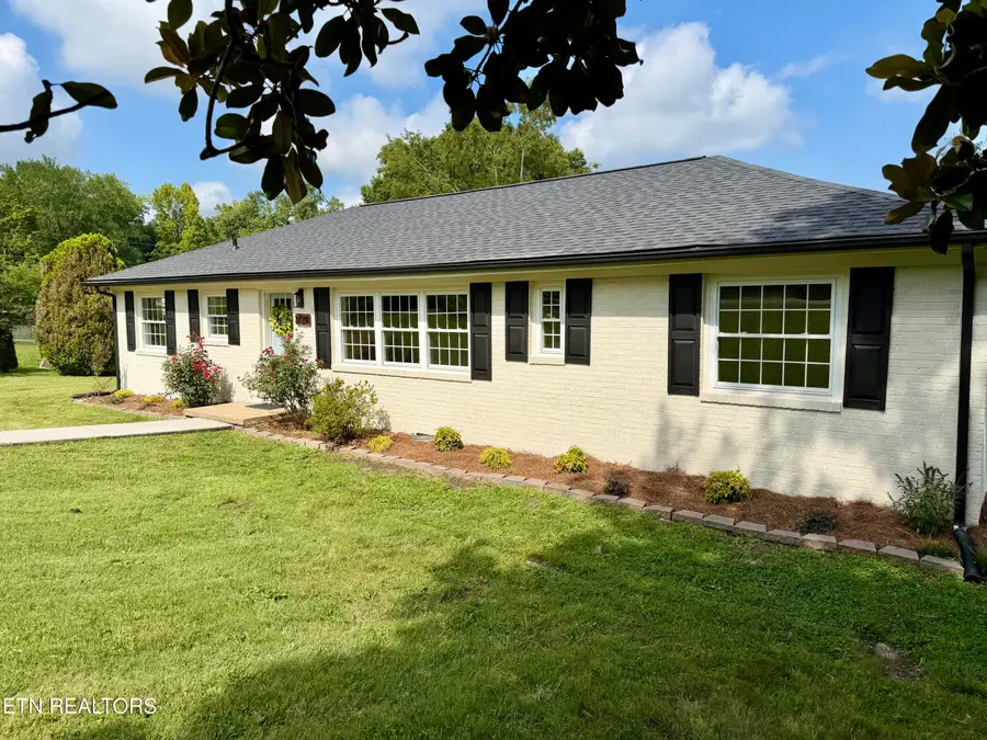 3729 Lucinda Drive, Knoxville, TN 37918 - #3