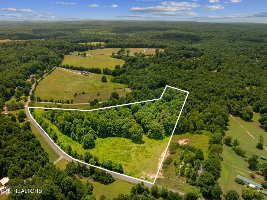 W Lake Rd, Sparta, TN 38583 - #3