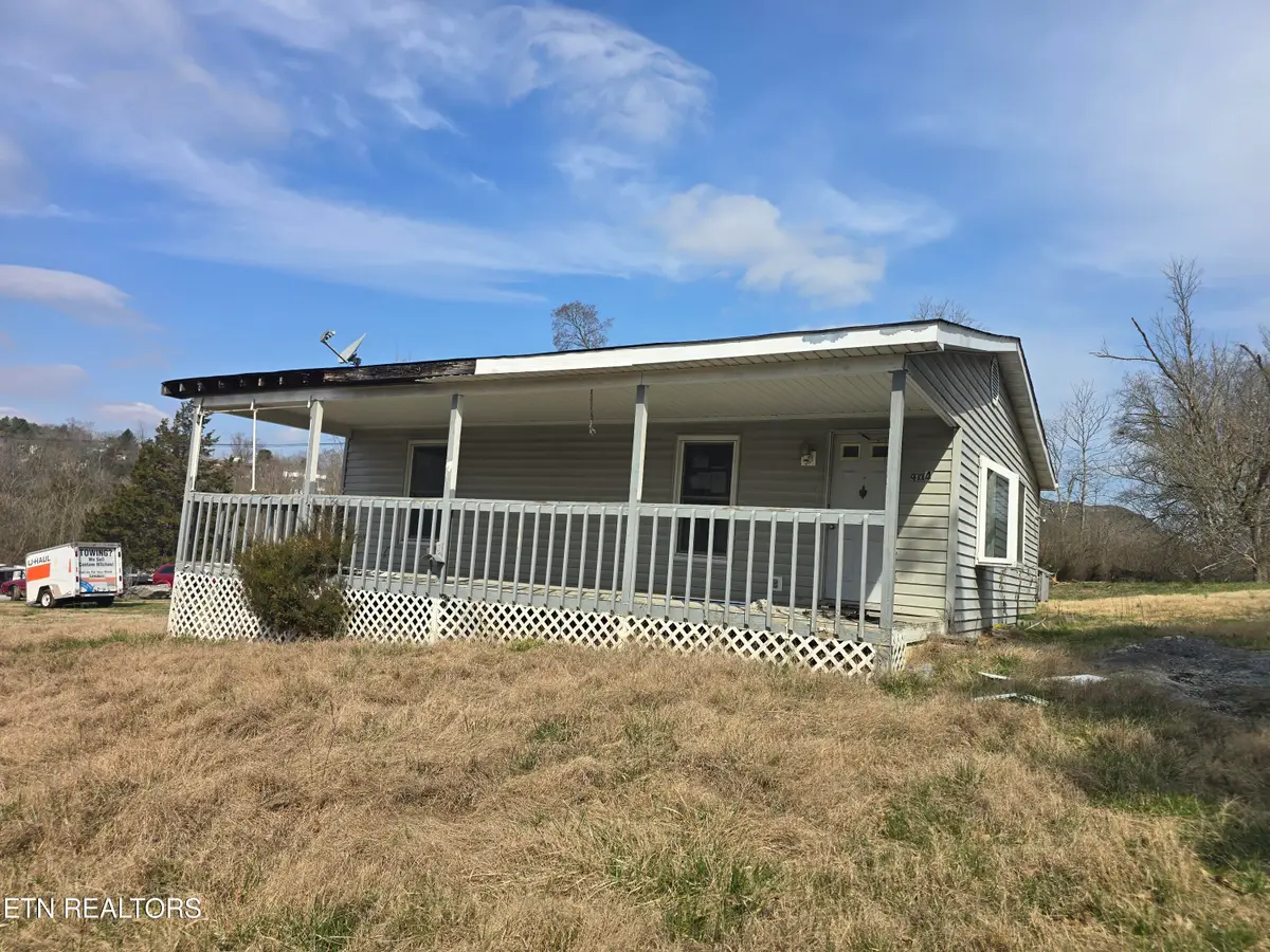 404 Cedar Fork Rd, Tazewell, TN 37879 - #1