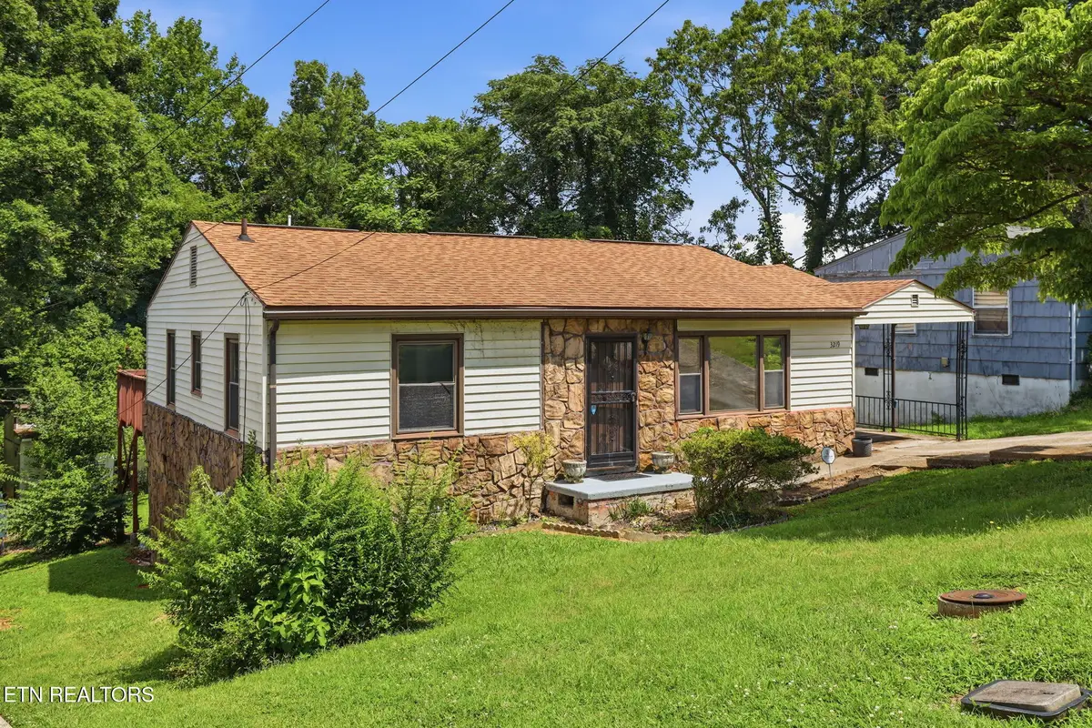 3219 Lay Ave, Knoxville, TN 37914 - #1