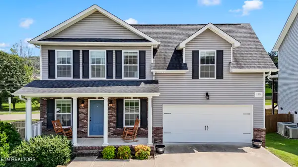 1904 Mahogany Wood Tr, Knoxville, TN 37920