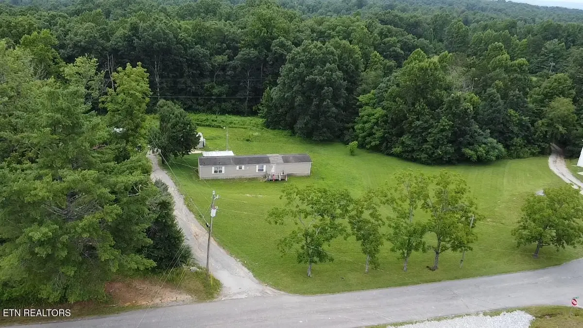 215 Central Ave, Lancing, TN 37770 - #1