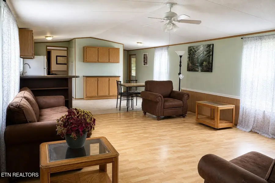 215 Central Ave, Lancing, TN 37770 - #3