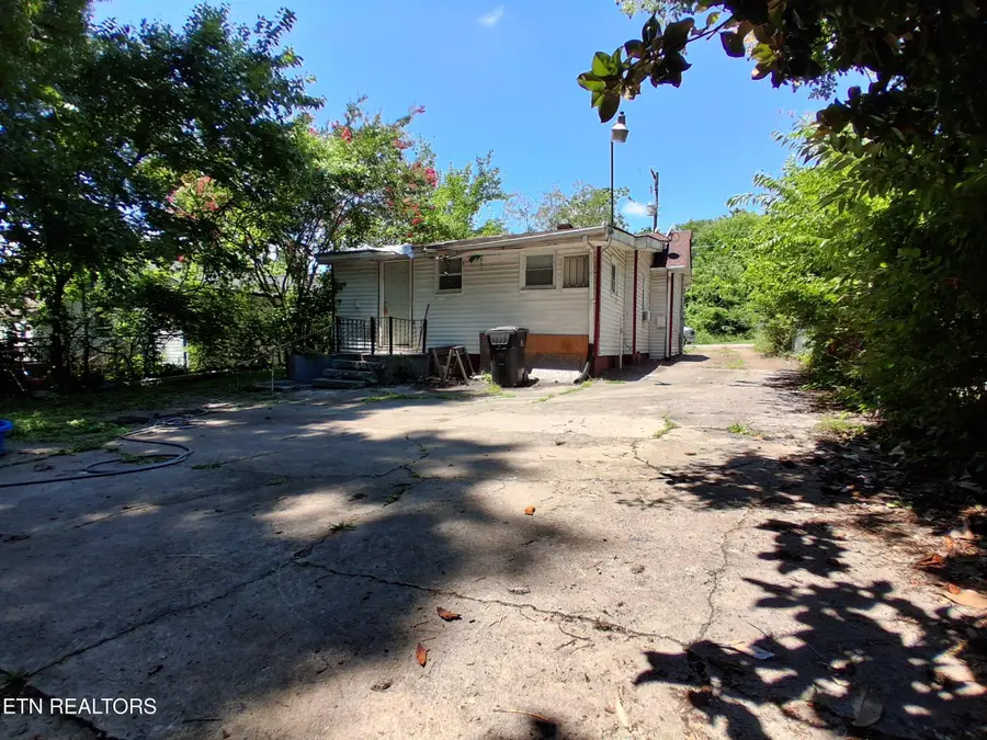 2528 Selma Ave, Knoxville, TN 37914 - #2