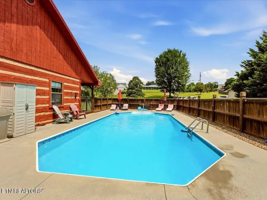 855 Chestnut Grove Circle, Dandridge, TN 37725 - #3