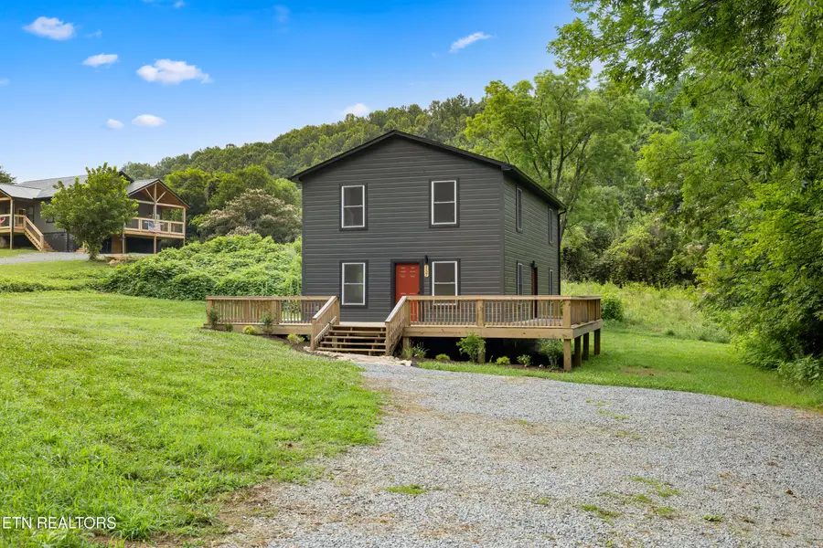 157 Greasy Cove Rd, Cosby, TN 37722 - #2