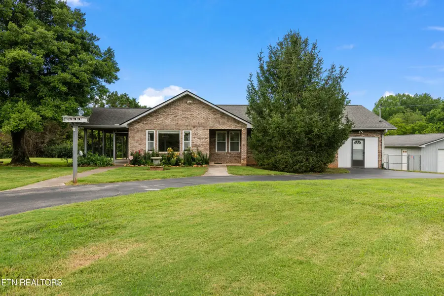 7197 Old Tuckaleechee Rd, Townsend, TN 37882 - #2