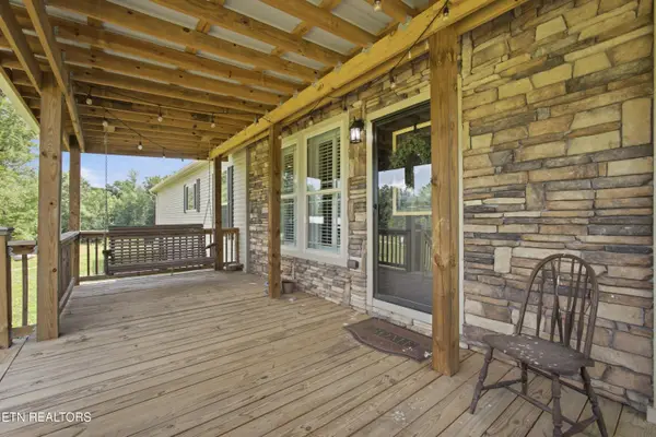 127 Narramore Lane, Philadelphia, TN 37846