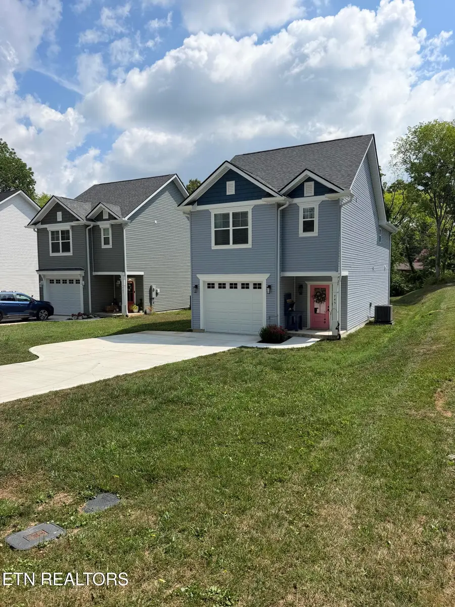 745 Maple Grove St, Maryville, TN 37801 - #3