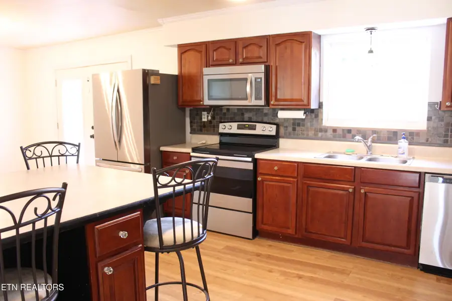 1604 Cherrybrook Drive, Knoxville, TN 37912 - #3