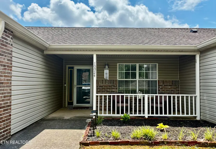 10024 Greylock Way, Knoxville, TN 37931 - #2
