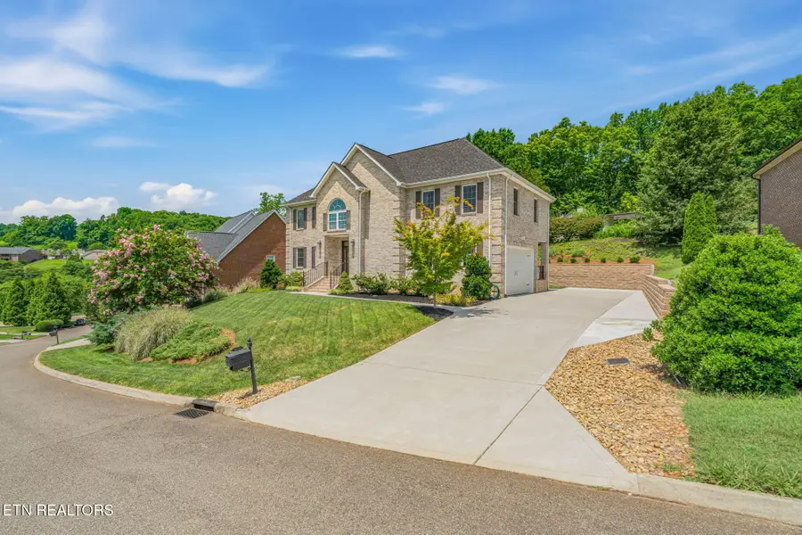 10019 Castleglen Lane, Knoxville, TN 37922 - #3