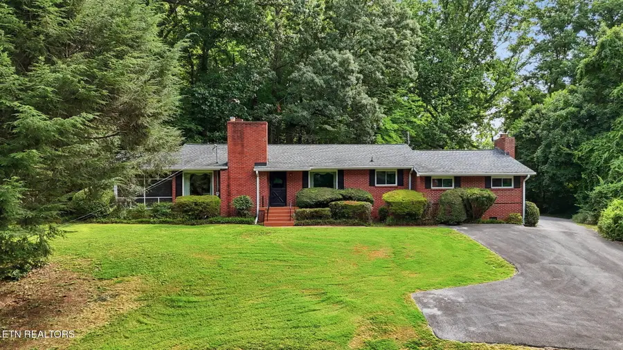2508 Fox Chase Lane, Knoxville, TN 37920 - #2