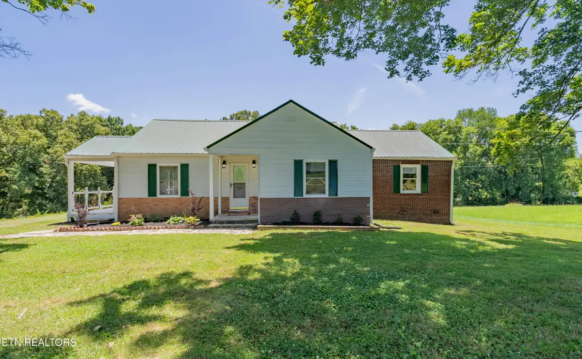 10508 Asheville Hwy, Strawberry Plains, TN 37871 - #1