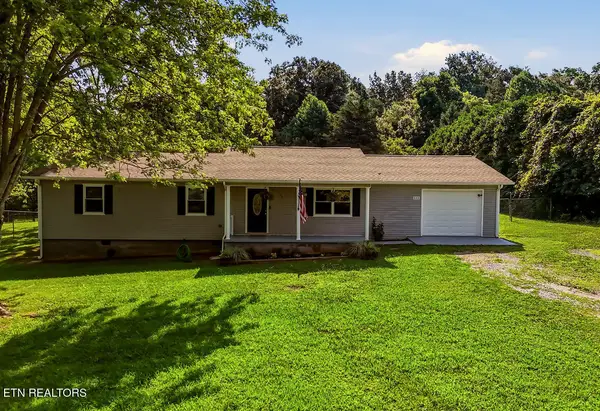 111 Azalea St, Sweetwater, TN 37874