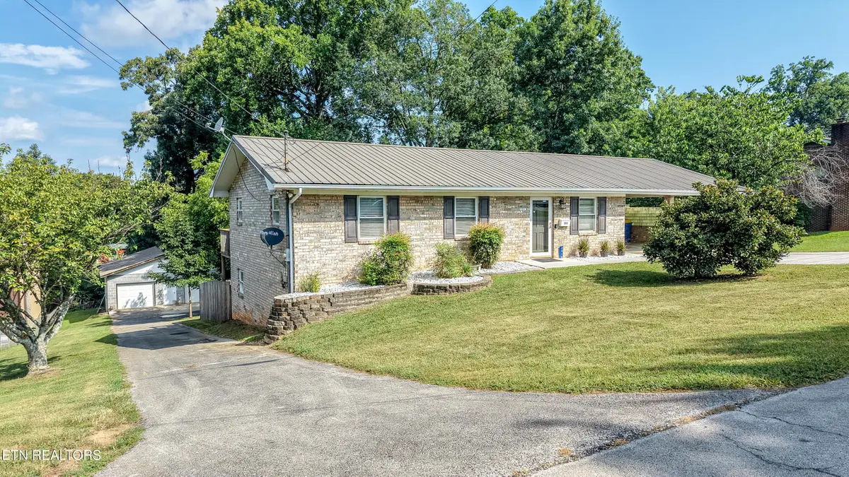 2919 W Woodbine Drive, Maryville, TN 37803 - #1