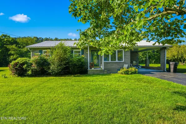 912 Bud Lane, Pigeon Forge, TN 37863