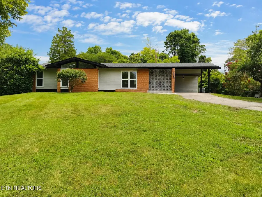 125 Liscom Drive, Maryville, TN 37804 - #2