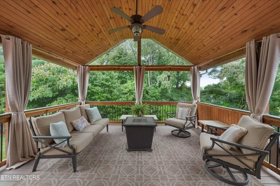 3748 Whitworth Drive, Knoxville, TN 37938 - #3
