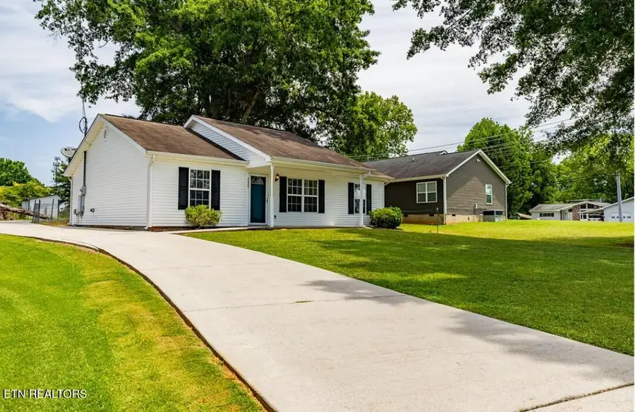 2225 Tuckaleechee Pike, Maryville, TN 37803 - #2