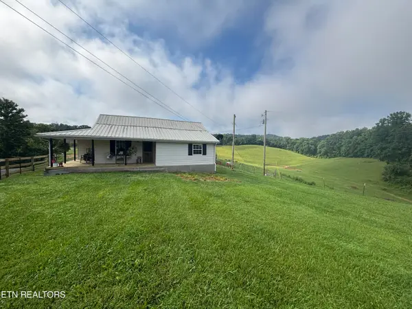 473 W High Knob Rd, LaFollette, TN 37766