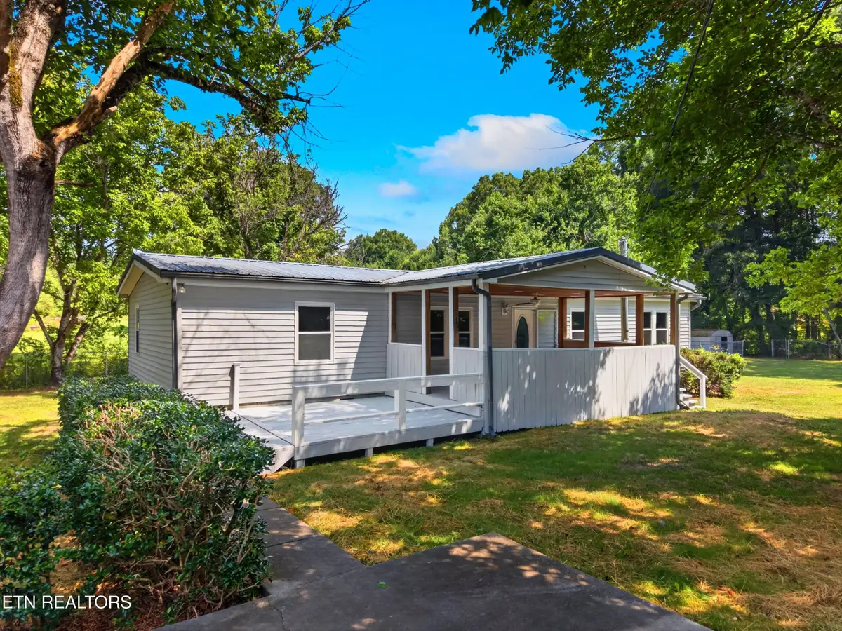 1321 Chrisman Rd, Dandridge, TN 37725 - #1