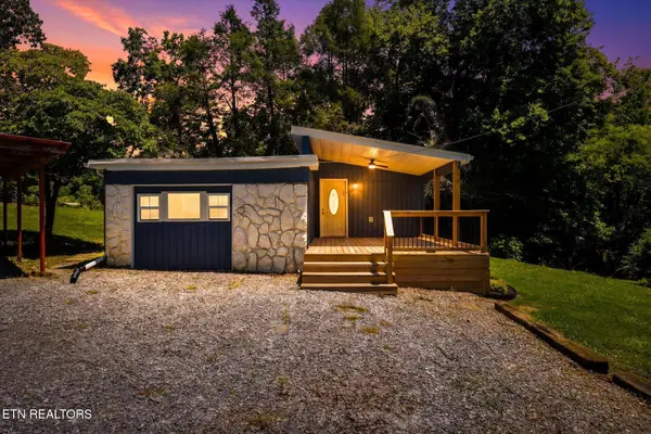 2401 Maryville Pike, Knoxville, TN 37920