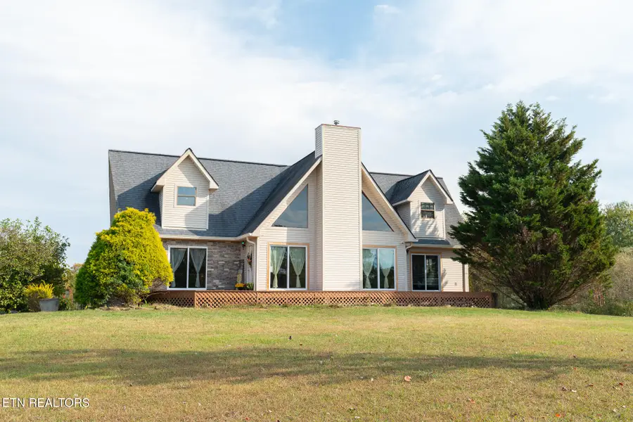 3767 Phillips Flats Rd, Oneida, TN 37841 - #2
