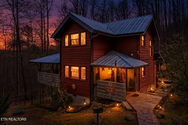 2850 Joyner Hills Lane, Sevierville, TN 37876