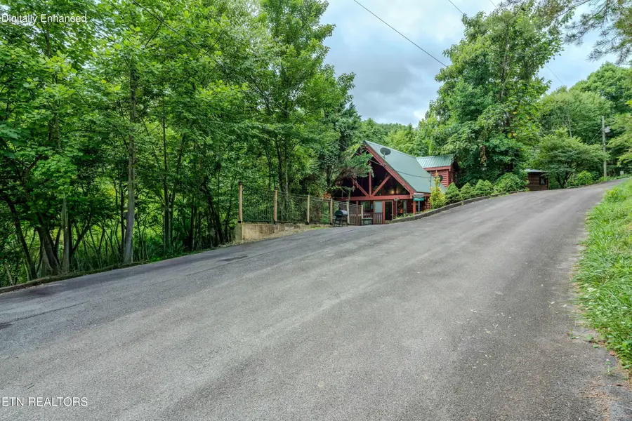 245 Edens Way, Sevierville, TN 37876 - #2