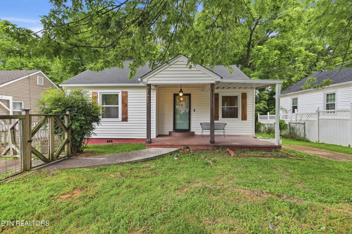 2123 Belvoir Ave, Knoxville, TN 37917 - #1