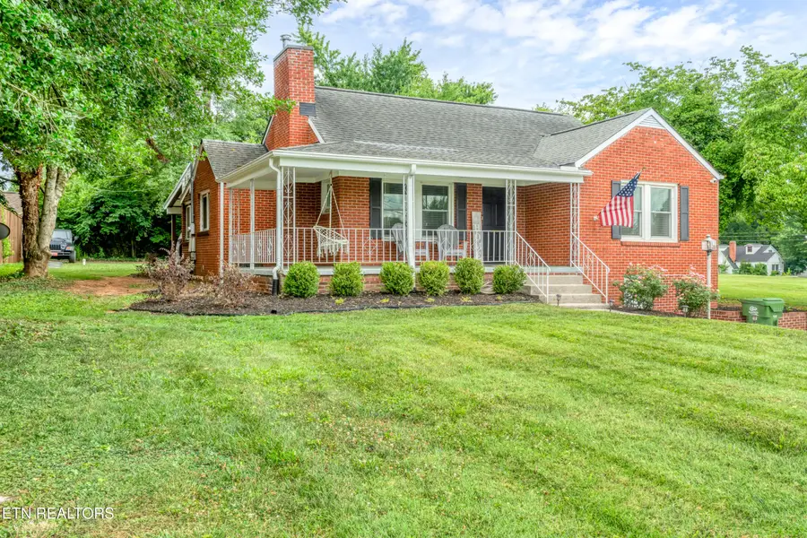 307 S Everett High Rd, Maryville, TN 37804 - #2